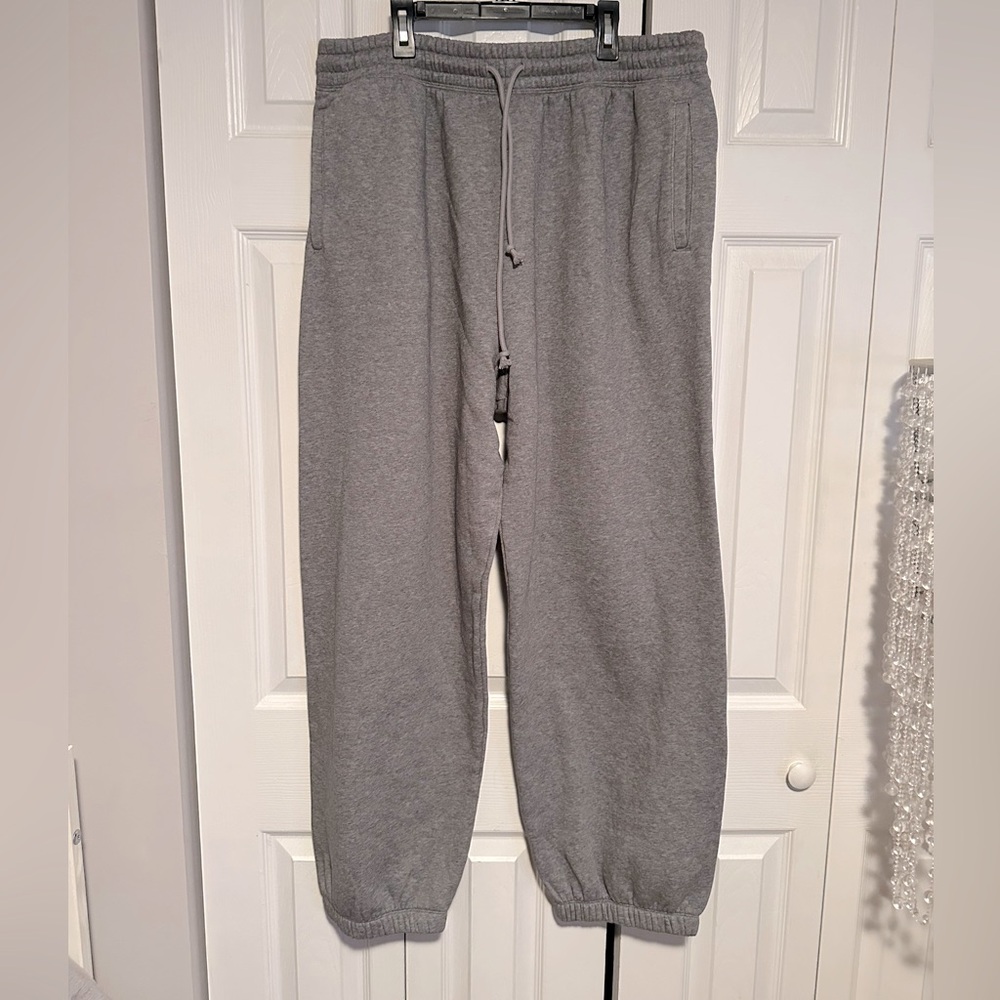 Skims NWOT lounge fleece classic jogger - dark heather gray large